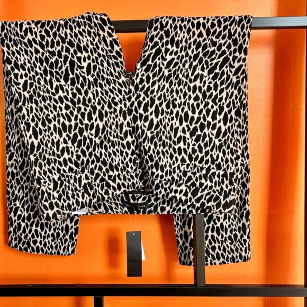 Banana Republic Sloan Leopard Print Pants – Size 8 (Petite) – NWT. Cropped